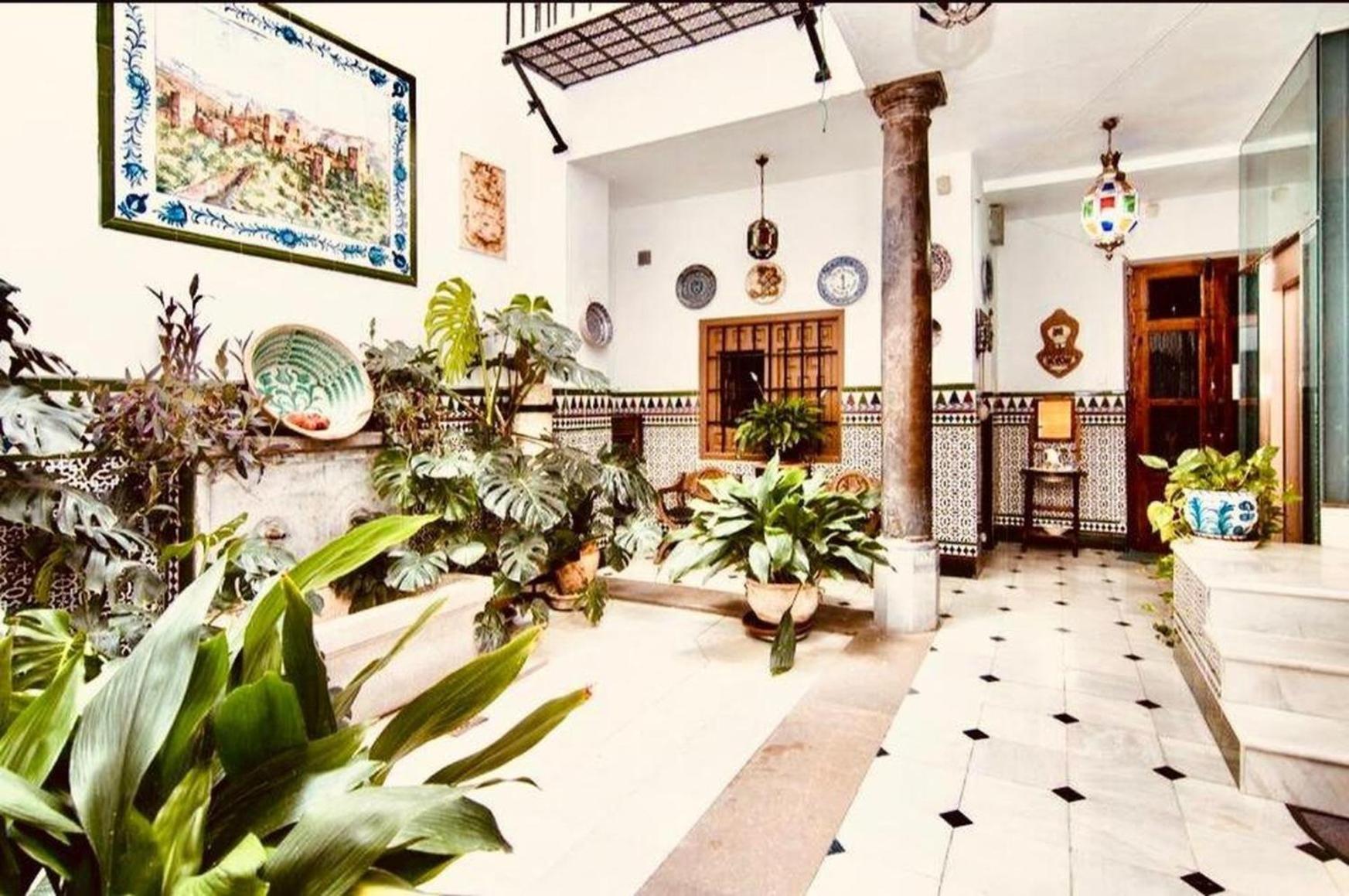 Casa Siglo XVIII Con Patio En Centro De Granada Con Parking Opcional Appartement Buitenkant foto